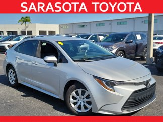 Used 2024 Toyota Corolla LE image 1