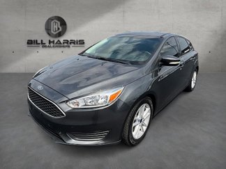 Used 2018 Ford Focus SE w/ Cold Weather Package image 1
