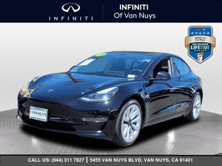 Used 2021 Tesla Model 3 Standard Range Plus image 1