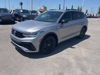 Used 2022 Volkswagen Tiguan SE R-Line image 1