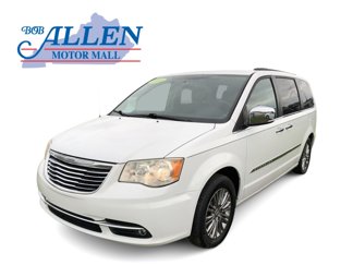 Used 2014 Chrysler Town & Country Touring-L w/ Driver Convenience Group image 1