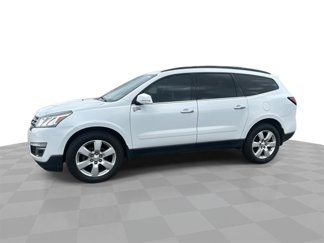 Used 2017 Chevrolet Traverse LT w/ Style and Technology Package image 1