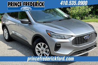 Used 2024 Ford Escape Active image 1