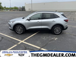 Used 2023 Ford Escape SE image 1