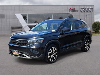 Used 2022 Volkswagen Taos SE image 1