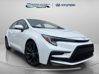 Used 2023 Toyota Corolla SE image 1