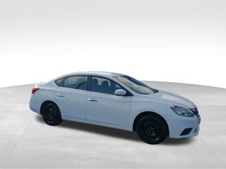 Used 2019 Nissan Sentra SV image 1