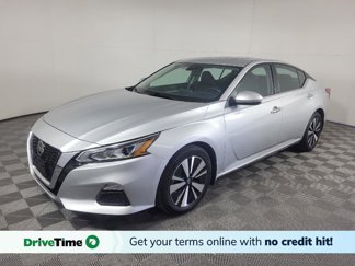 Used 2021 Nissan Altima 2.5 SV w/ SV Premium Package image 1
