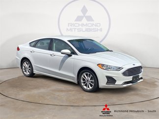 Used 2020 Ford Fusion SE image 1
