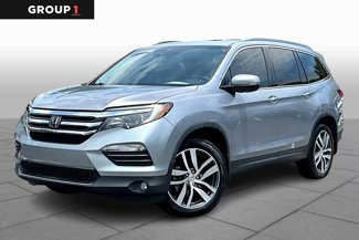 Used 2017 Honda Pilot Elite image 1