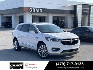 Used 2021 Buick Enclave Essence w/ Sound and Sites Package image 1