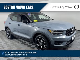 Certified 2022 Volvo XC40 T5 R-Design w/ Climate Package image 1