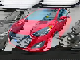 Used 2013 Hyundai Elantra GT image 1
