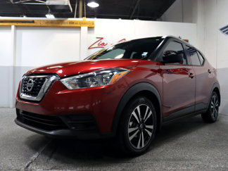 Used 2019 Nissan Kicks SV image 1