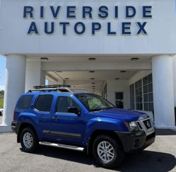 Used 2015 Nissan Xterra S image 1