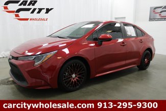 Used 2020 Toyota Corolla LE image 1