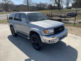 Used 2000 Toyota 4Runner Limited image 1