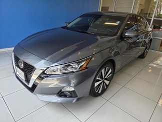 Used 2022 Nissan Altima 2.5 SL image 1