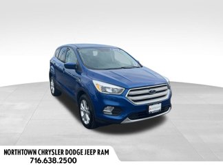 Used 2019 Ford Escape SE image 1