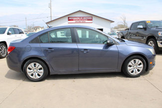 Used 2013 Chevrolet Cruze LS image 1