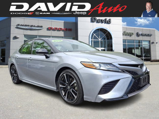 Used 2018 Toyota Camry XSE image 1