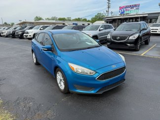 Used 2015 Ford Focus SE image 1