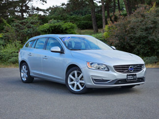 Used 2017 Volvo V60 T5 Premier w/ Convenience Package image 1
