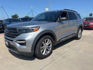 Used 2020 Ford Explorer XLT w/ Equipment Group 202A image 1