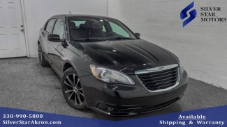 Used 2011 Chrysler 200 S image 1