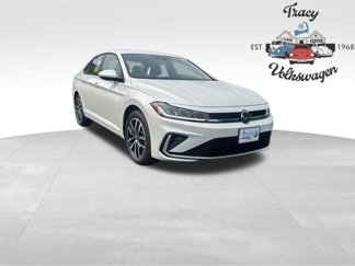New 2025 Volkswagen Jetta SE image 1