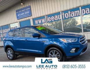 Used 2017 Ford Escape SE image 1