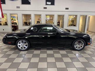 Used 2002 Ford Thunderbird image 1