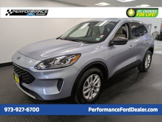 Used 2022 Ford Escape SE image 1