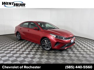 Used 2023 Kia Forte LXS image 1