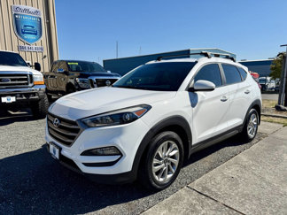 Used 2016 Hyundai Tucson SE w/ Option Group 02 image 1