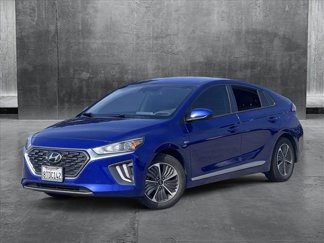 Used 2020 Hyundai Ioniq SE image 1