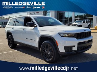 New 2024 Jeep Grand Cherokee L Altitude image 1