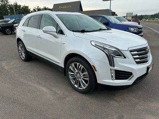 Used 2017 Cadillac XT5 Premium Luxury image 1
