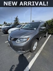 Used 2014 Nissan Rogue SV image 1