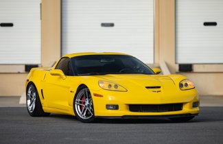 Used 2006 Chevrolet Corvette Z06 w/ Preferred Equipment Group image 1