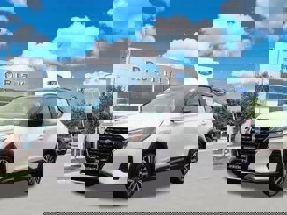 Used 2024 Nissan Kicks SR image 1