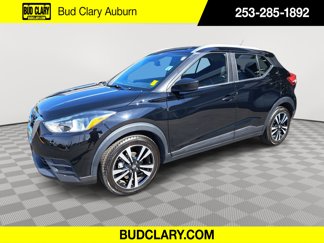Used 2019 Nissan Kicks SV image 1