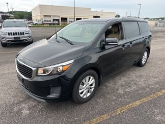 Used 2018 Kia Sedona LX w/ LX Essentials Premium Package image 1