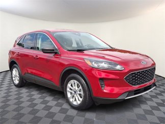 Used 2022 Ford Escape SE w/ Cold Weather Package image 1
