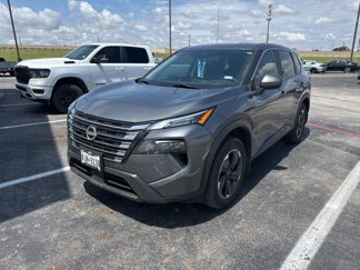 Used 2024 Nissan Rogue SV image 1
