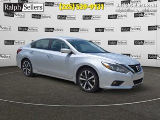 Used 2017 Nissan Altima 2.5 SR image 1