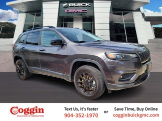 Used 2023 Jeep Cherokee Altitude Lux image 1