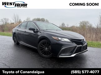 Used 2021 Toyota Camry XSE image 1