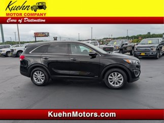 Used 2016 Kia Sorento LX w/ LX Convenience Package image 1