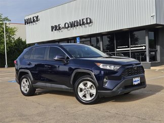 Used 2020 Toyota RAV4 XLE image 1